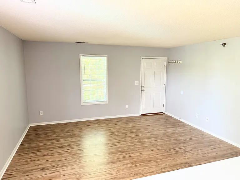 518 N 2nd St #202 — Photo 4