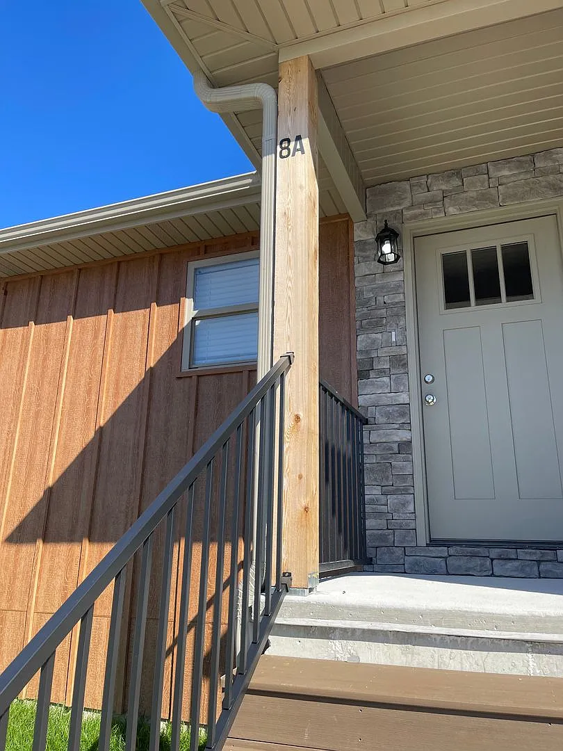 Luxury Lake Living Starts Here Brand-New 2 Bed, 2 Bath House in Kimberling City- Year Round Vacat... — Photo 3