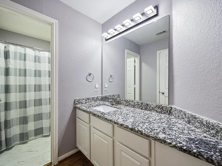 5918 Amherst Ct — Photo 17