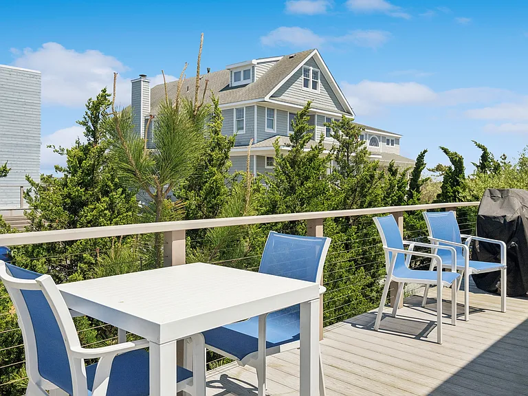 Dune Rd — Photo 11