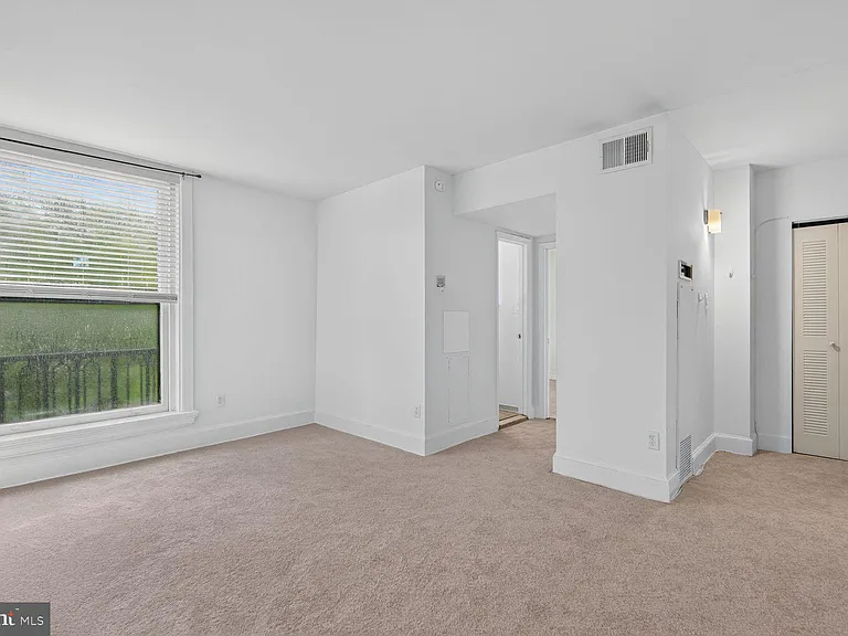 3060 16th St NW #308 — Photo 6