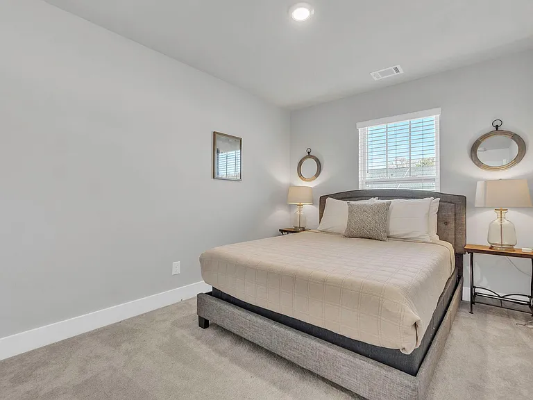 119 Shallons Dr — Photo 26