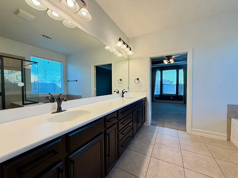 226 Boxwood Ln — Photo 14