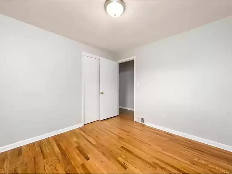 828 Pallas Dr — Photo 6