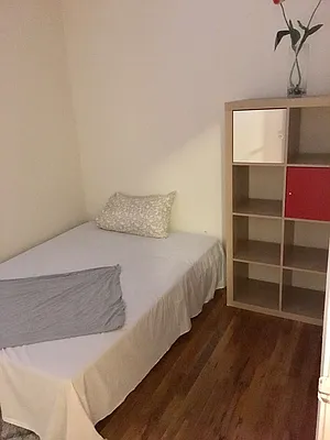 Rented by 63 West | media 13