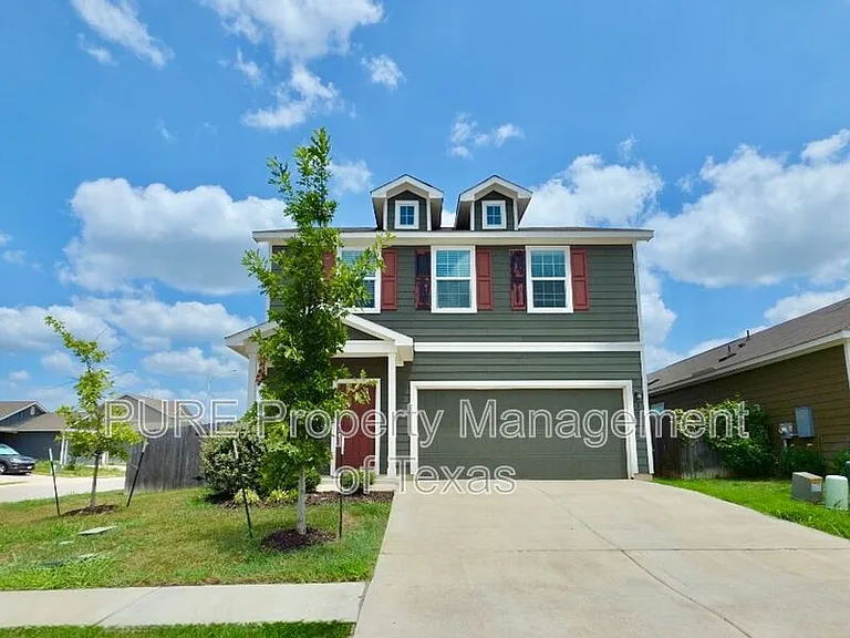 301 Freshwater Dr — Photo 1
