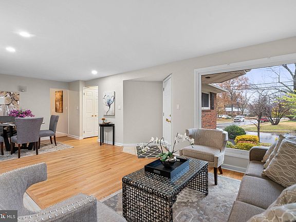 5th image of 5109 Flanders Ave