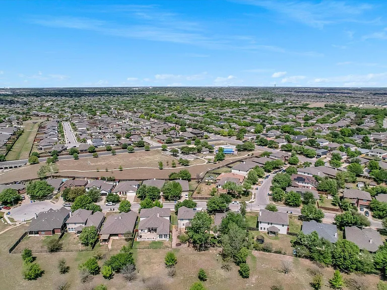 4029 Lake Edge Way — Photo 34
