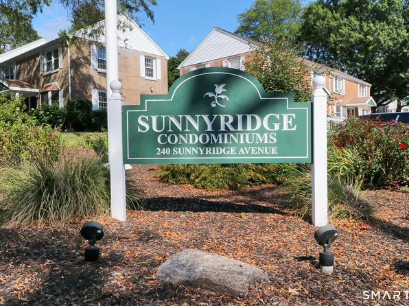 240 Sunnyridge Ave APT 121, Fairfield, CT 06824