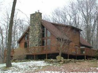 166 Redwood Rd, Acme, PA 15610