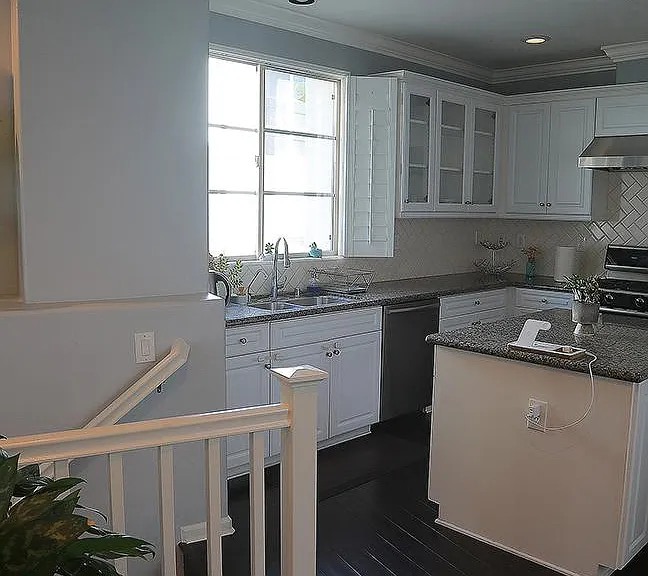 1744 Grand Ave #2 — Photo 9