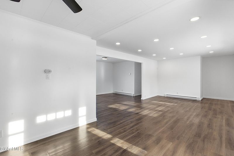 4th image of 86 Cedar Grove Road