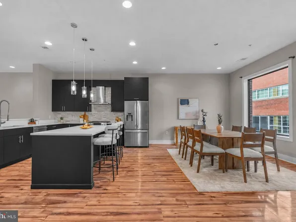838 N American St, Philadelphia, PA 19123