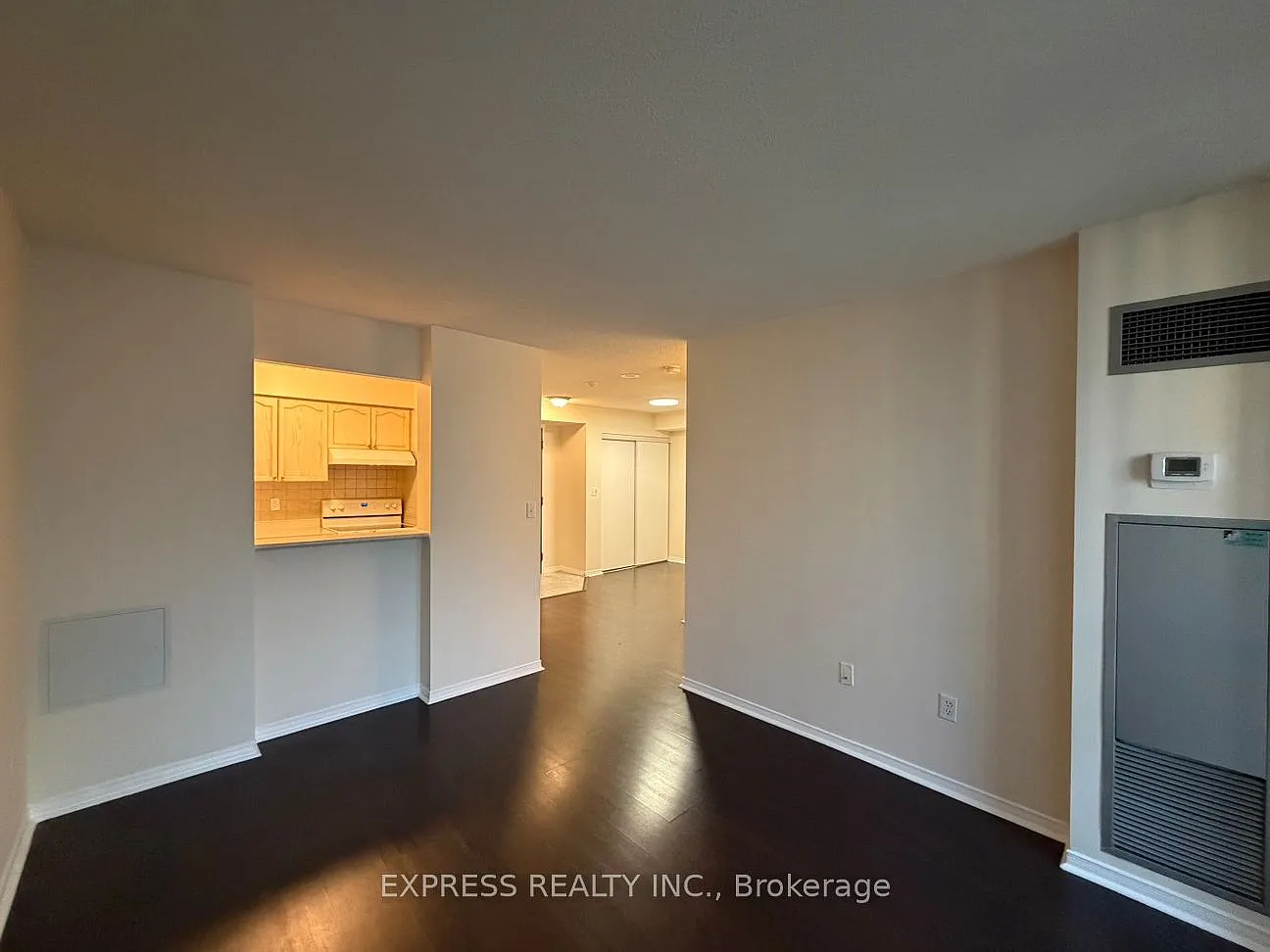 1 bed, $2,400 — Photo 2