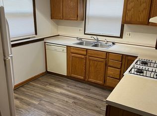 2037 Andrew St SE, Kentwood, MI 49508