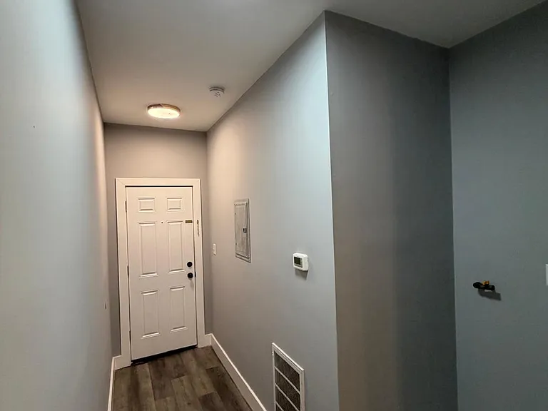 235 2nd St #2 — Photo 6