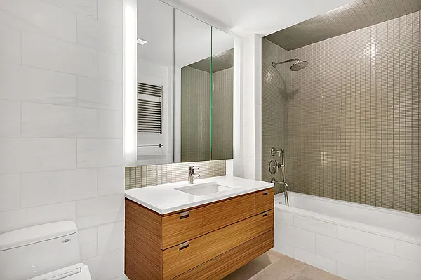 Rented by Level Group | media 15