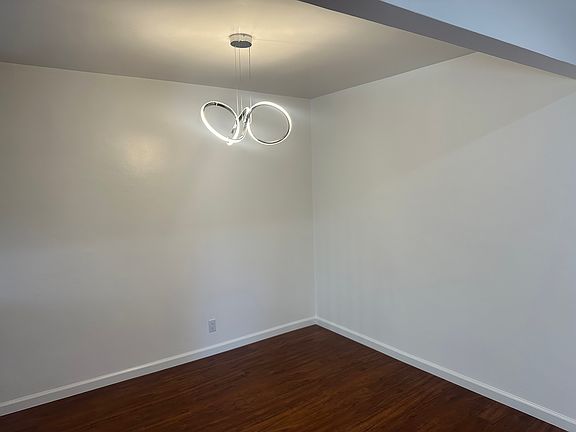 3rd image of 1237 N Genesee Ave #8