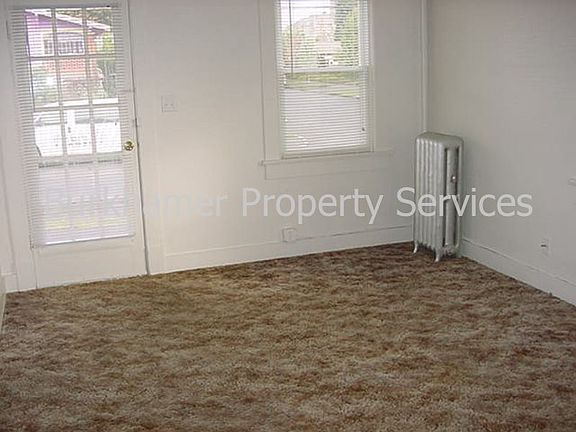 2nd image of 303 W Marcy Ave