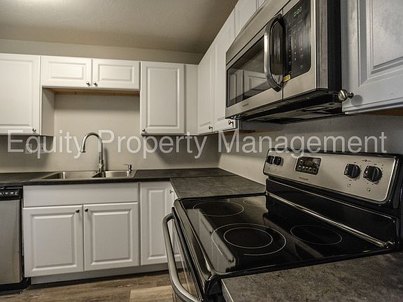 4th image of 4664 W Arlington Park Dr