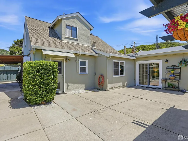 5880 Olinda Rd — Photo 25