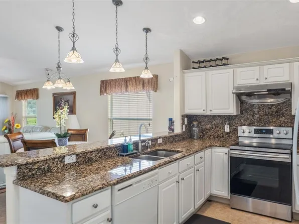 5389 Watervista Dr, Orlando, FL 32821