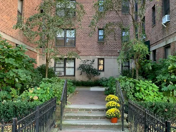 20 89th Street image 2 of 18