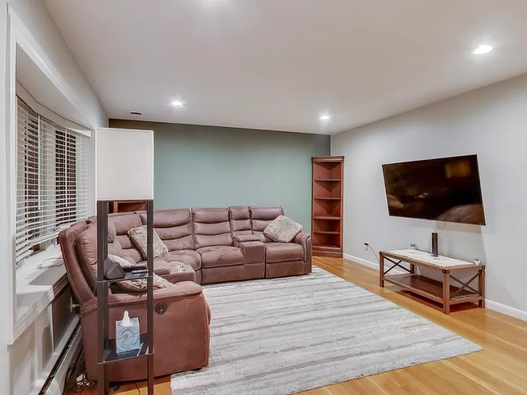1008 Tracy Dr — Photo 6