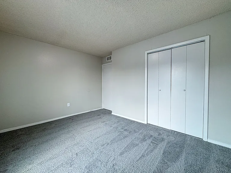 The Vibe Apartments — Photo 3