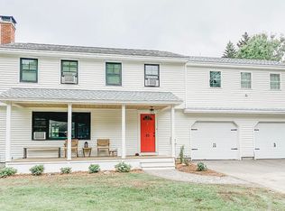 24 Spiller Dr, Kennebunk, ME 04043