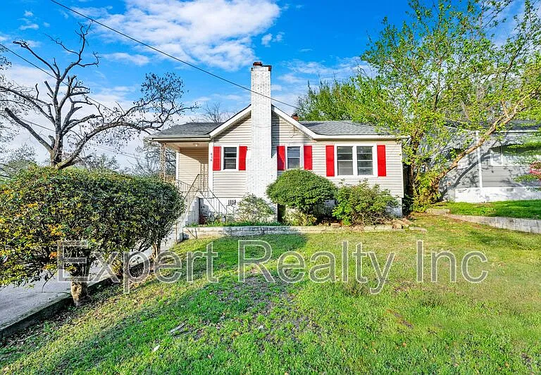 616 Rutledge Dr — Photo 1