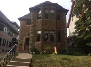 3247 N Summit Ave, Milwaukee, WI 53211