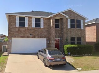 3921 Foxhound Ln, Fort Worth, TX 76123
