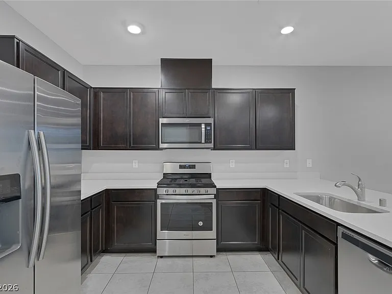 2854 Starling Summit St — Photo 16