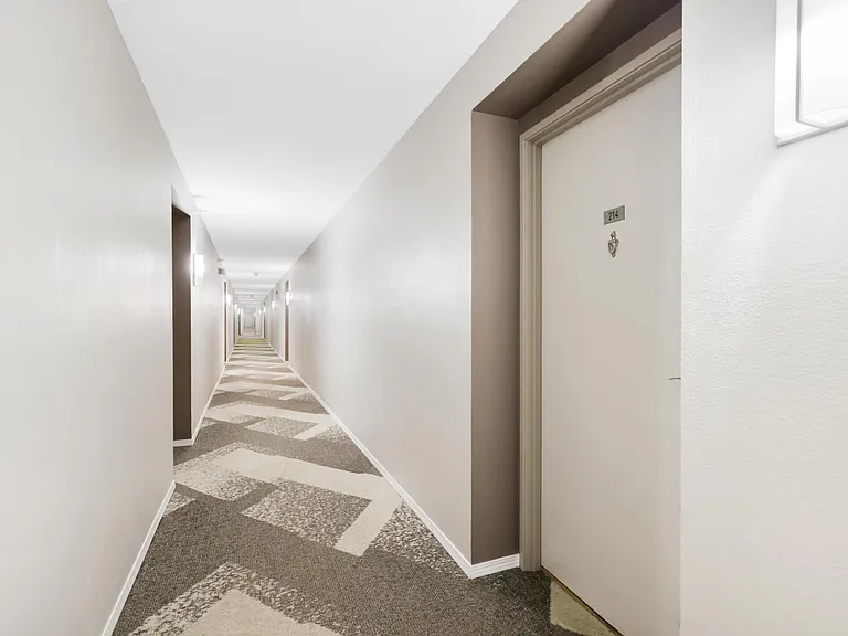 Carriage Oaks Apartments — Photo 23