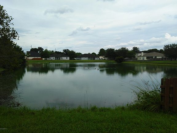 4th image of 6875 Clinton Corners Dr W