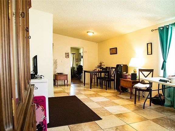 3rd image of 134 E Avenue J7