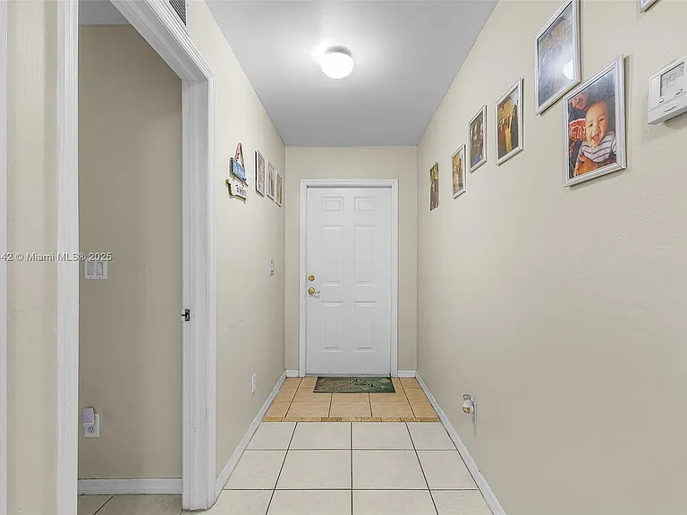 2412 Millie Ave S #2412 — Photo 21