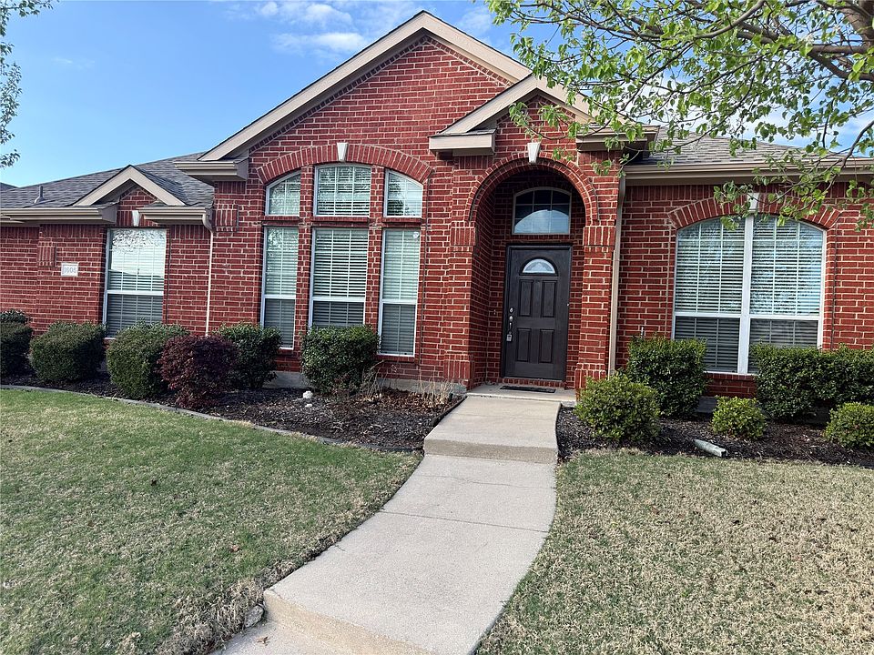 1st image of 1605 Summerfield Dr