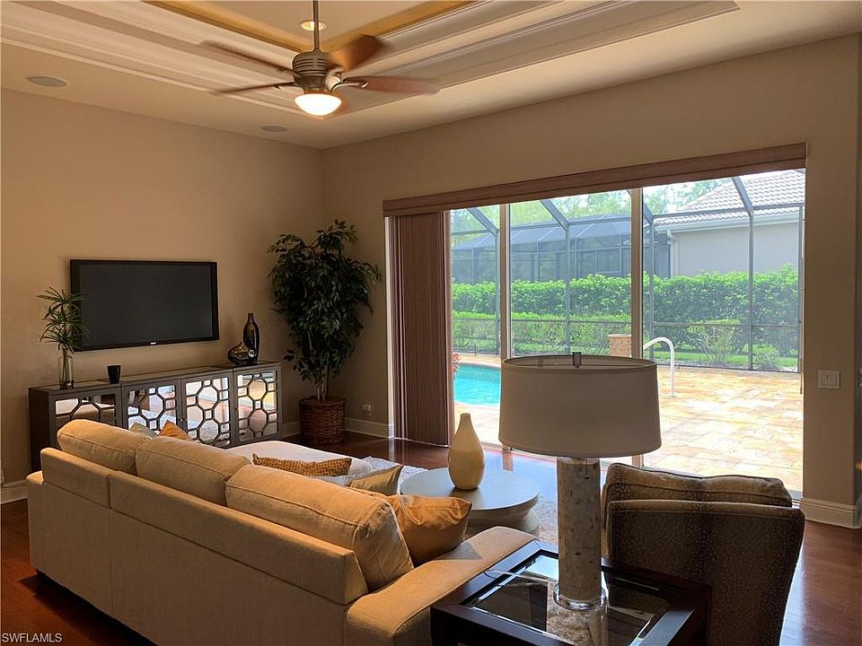 1st image of 7492 Treeline Dr