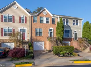 8607 Beech Hollow Ln, Springfield, VA 22153