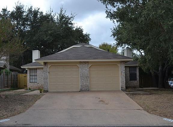 2nd image of 12418 Deer Falls Dr
