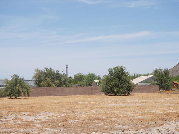 3rd image of 0 W Mariposa Grande Ln