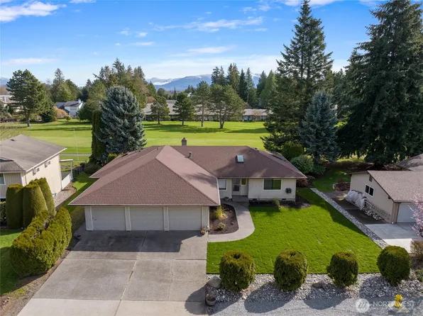 12371 Rainier Drive, Burlington, WA 98233