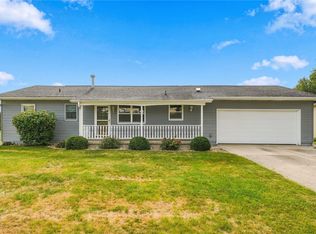 203 N McNamara Dr, Anamosa, IA 52205