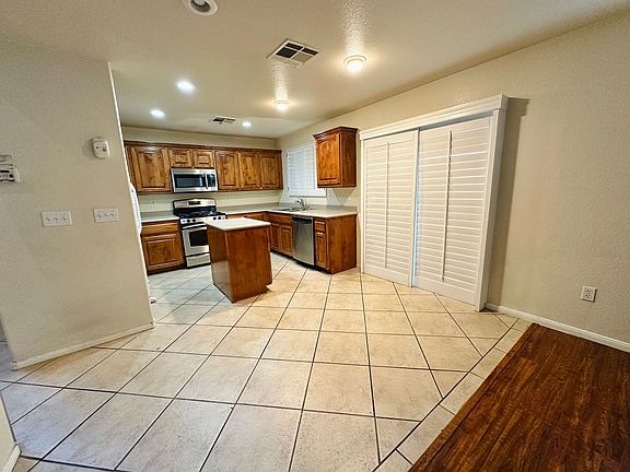 4th image of 5018 Lime Kiln Ave