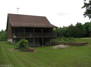 10437 S Holland Rd, Fenwick, MI 48834