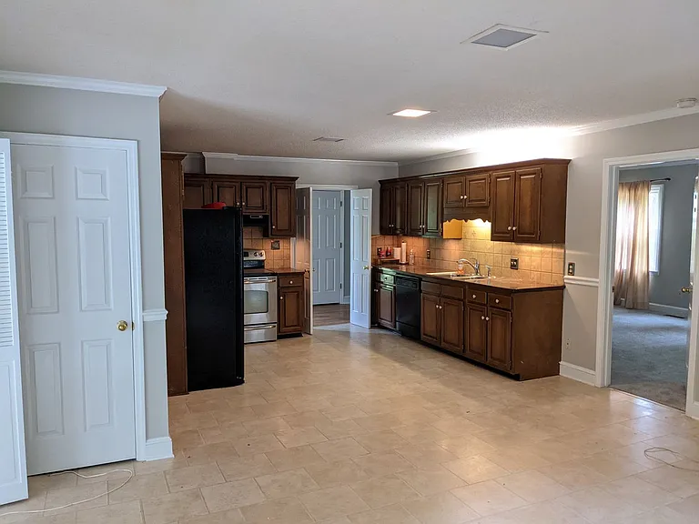 224 Lybrook Rd — Photo 4