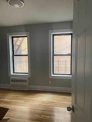 3rd image of 220 Cabrini Blvd APT 3E