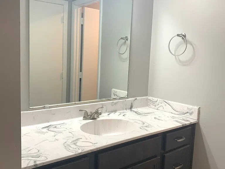 271 White Oak Rd #C — Photo 10